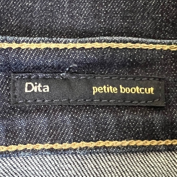 Citizens of Humanity Dita Petite Bootcut Dark Wash Jean - Size 27 - Picture 11 of 15